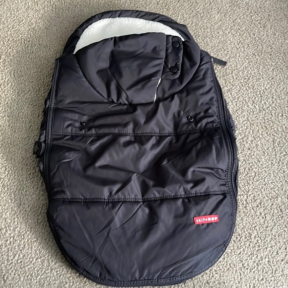 Skip Hop Winter Car Seat Cover - Picture 4 of 7